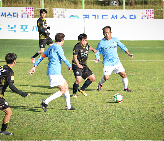 축구하는 선수들 1